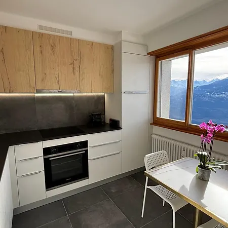 Apartment The Fit' House
